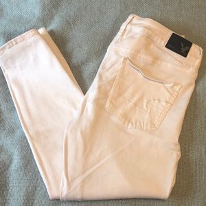 American Eagle White Jegging